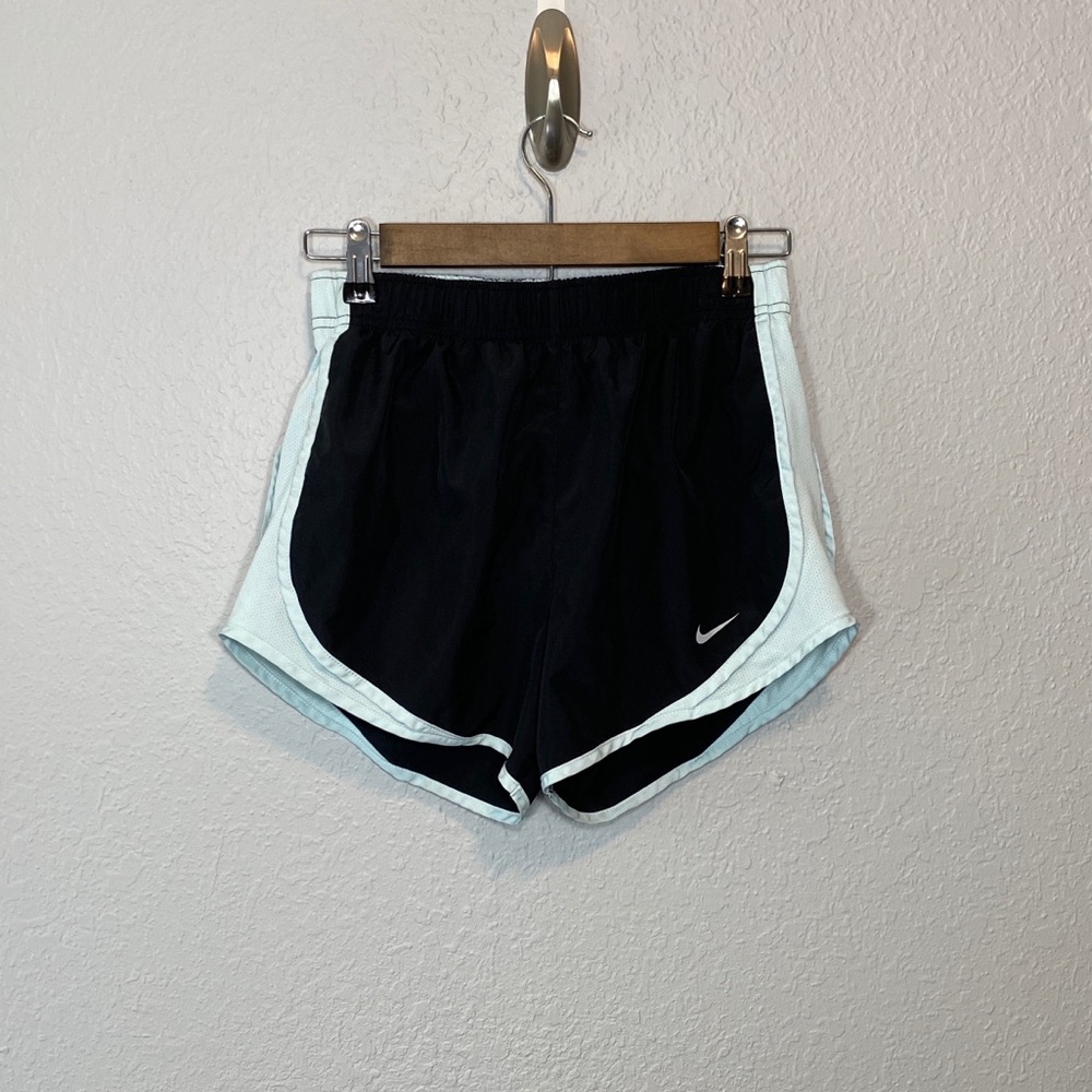 Nike | Dri-Fit Black & Mint Shorts‎